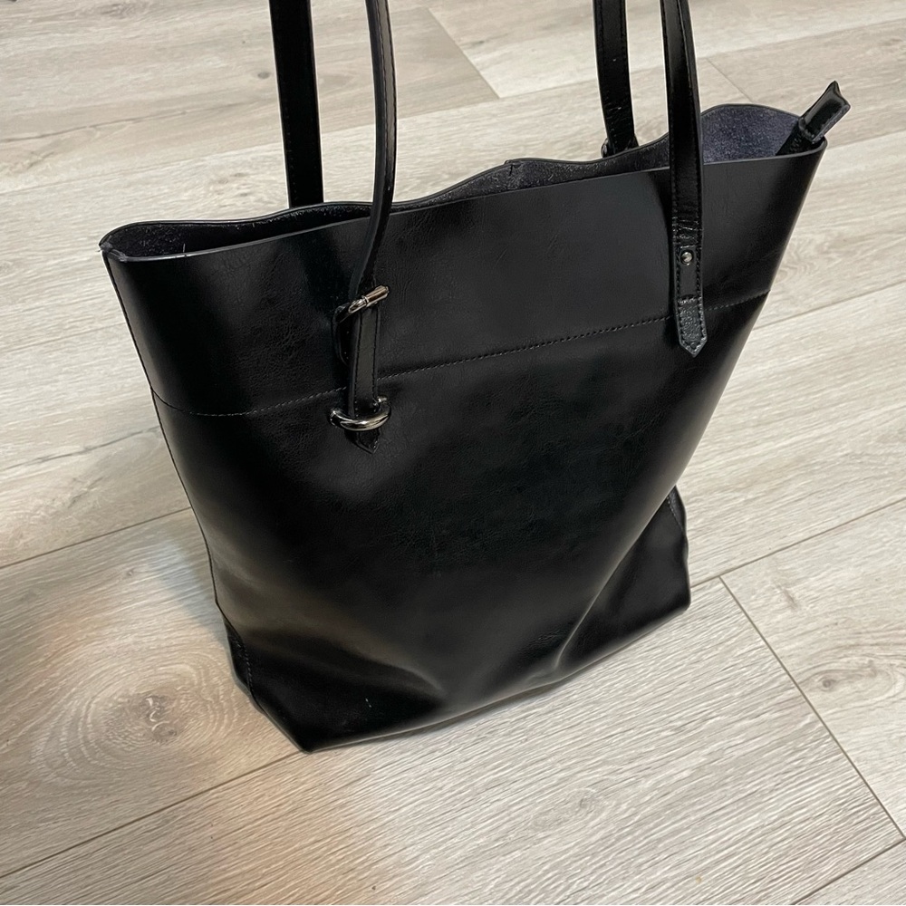 Elegant Black Tote Bag